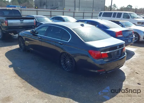 2009 BMW 750Li from USA, damaged, VIN WBAKB83579CY60334